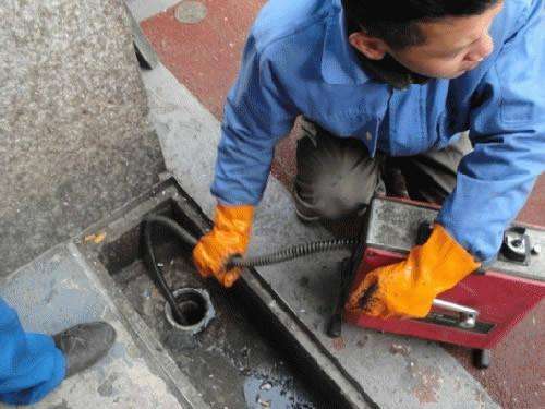 呼兰疏通下水道